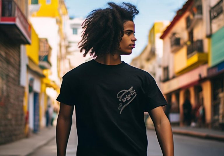 Playera Stussy Negra: Marca Stussy para Hombres en Guadalajara, Ideal para Running y Alo